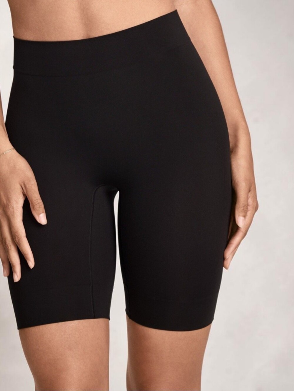 Jockey Skimmies Smoothing Slipshort Microfiber Stretch